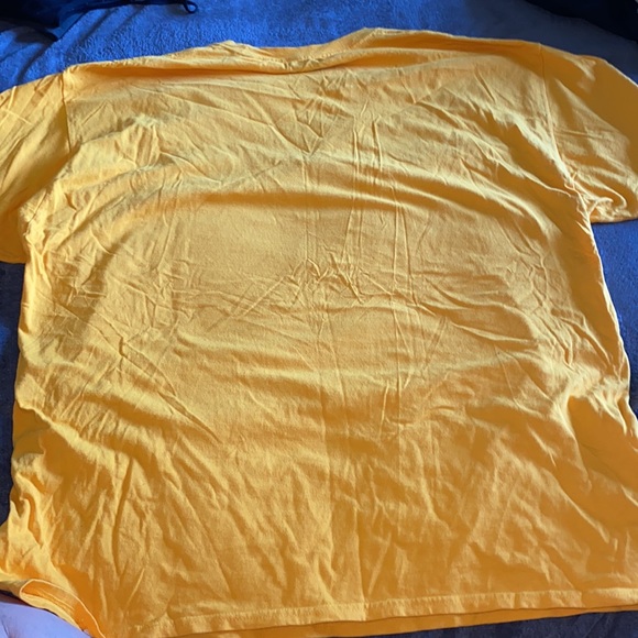 Iowa Hawkeyes Tshirt 2xl - Picture 4 of 5